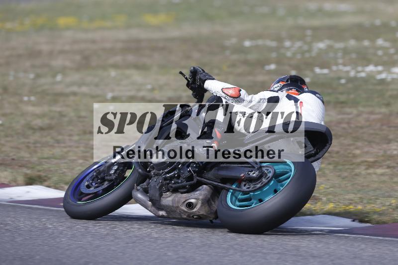 /37 09.08.2026  Pluess Motosport ADR/Freies Fahren/37